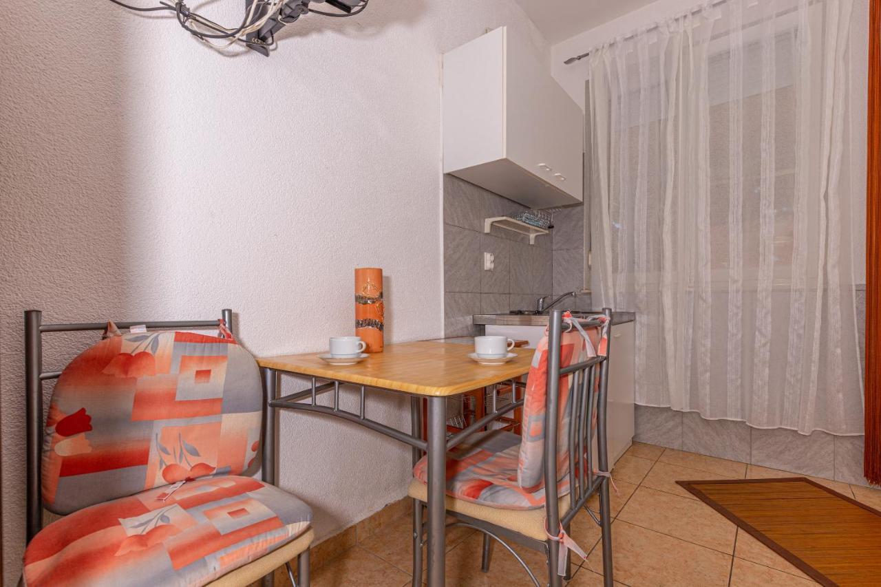 Apartmani Loki Dramalj Eksteriør billede